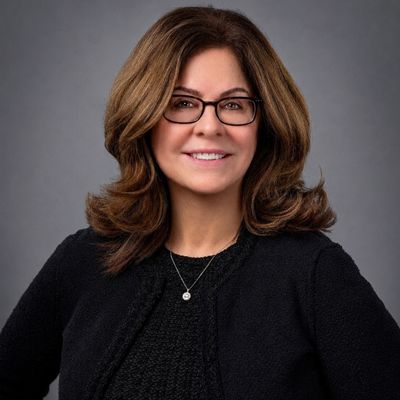 Amalia Romanowicz Perez Morris Attorney